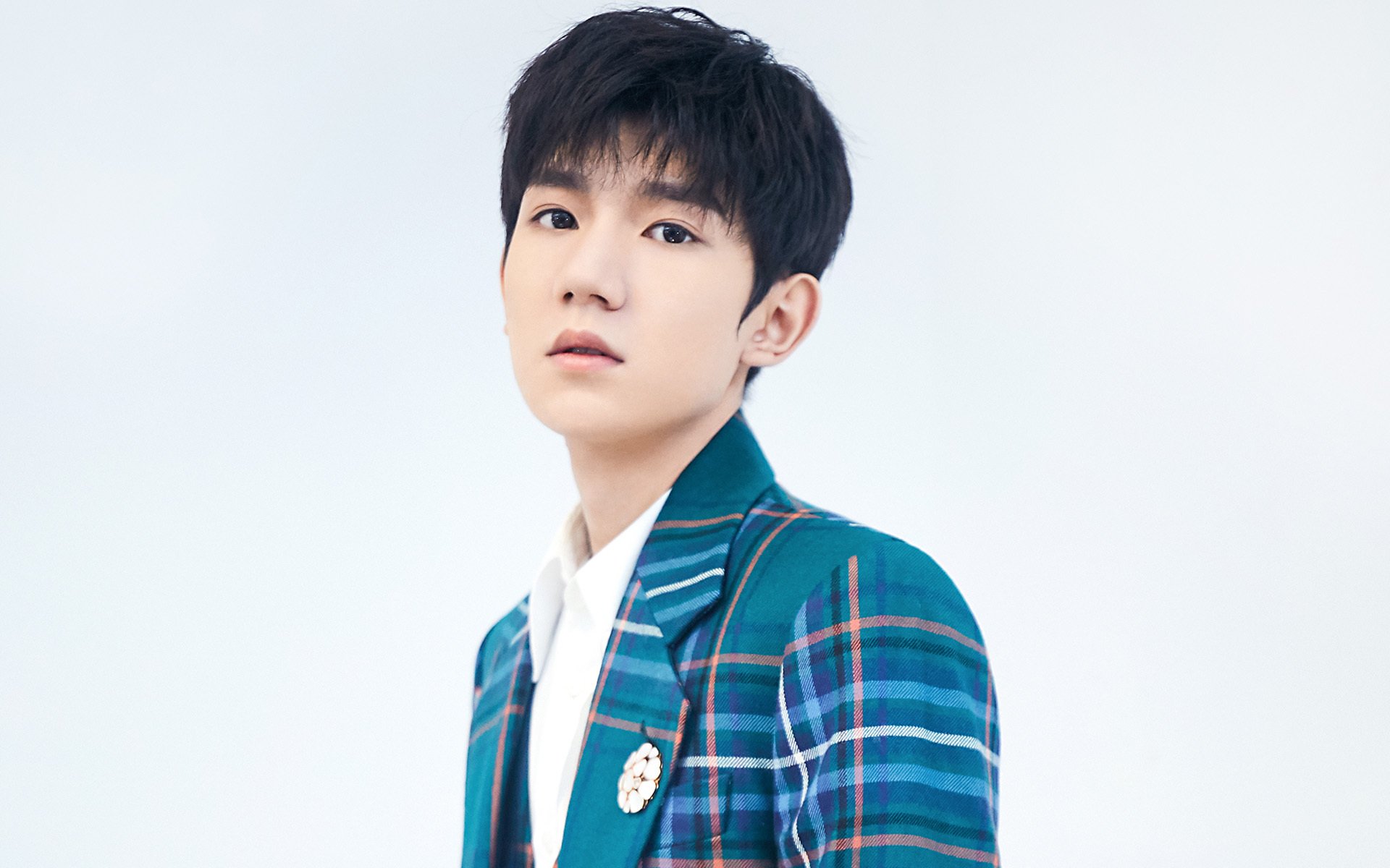 绿茵场的双重变奏，意甲战术风云与非洲雄鹰的南美征服